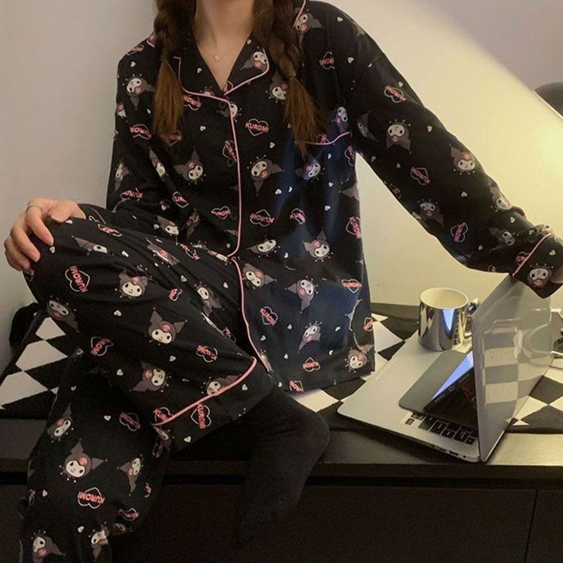 Kuromi Pyjama mit rosa Rand