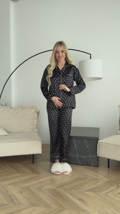 Seidenpyjama